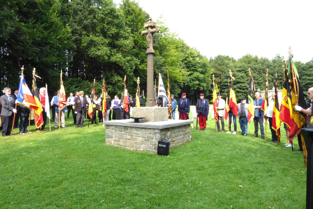 Fotoreportage herdenking Militaire Frans-Duitse Begraafplaats Pierre Mass Maissin